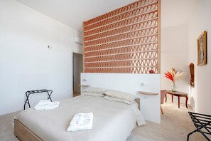 1 soverom, strykejern/-brett, wi-fi (inkludert) og sengetøy