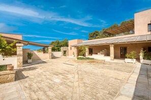 Exterior - Room 'Sara - 6' with Private Terrace, Wi-Fi and Air Conditioning (Presicce)