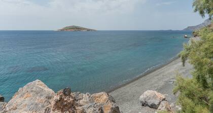 Apartment 'Double Studio No 6' with Balcony