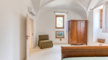 1 camera, Wi-Fi gratuito, lenzuola