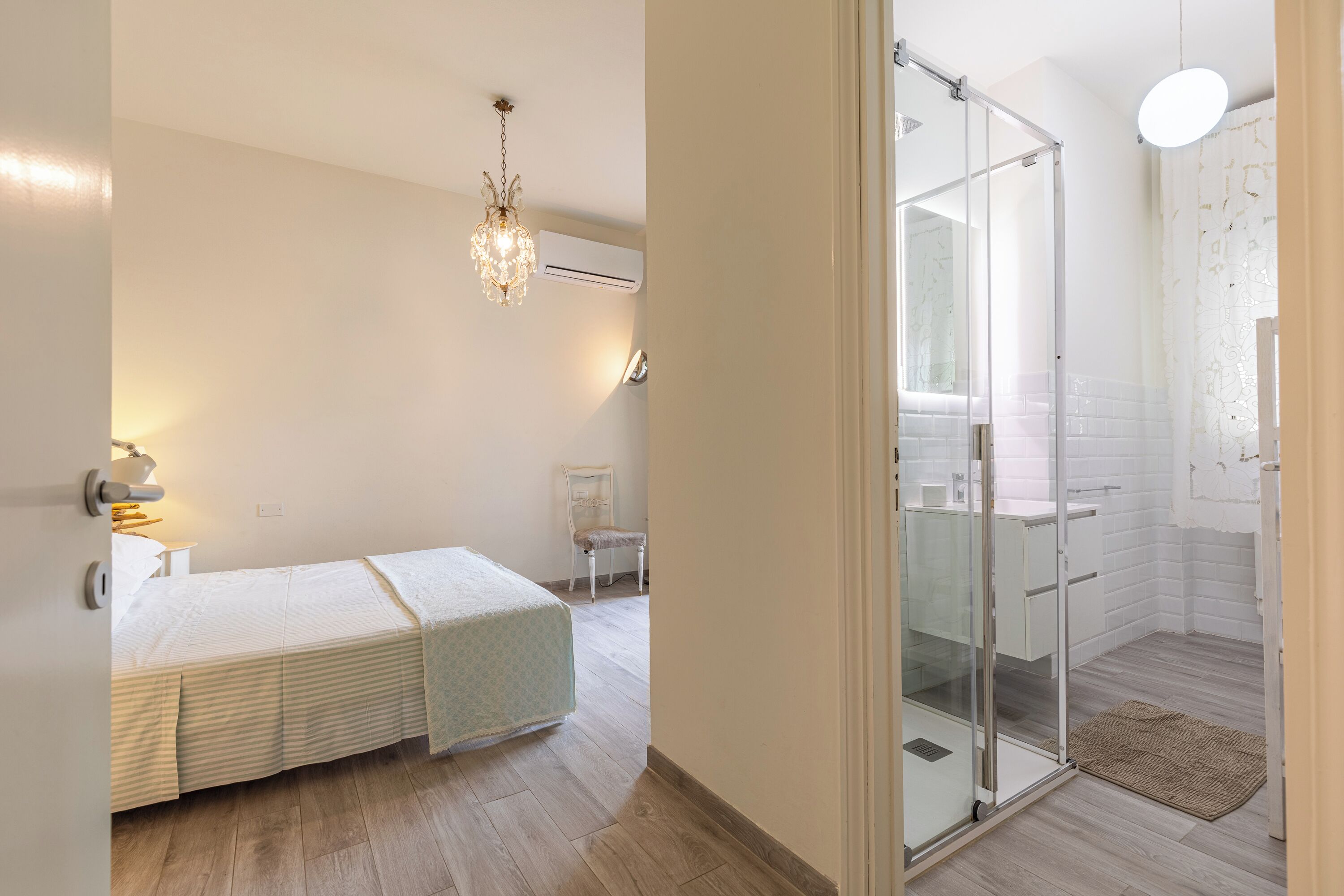 1 Schlafzimmer, Bügeleisen/Bügelbrett, kostenloses WLAN, Bettwäsche