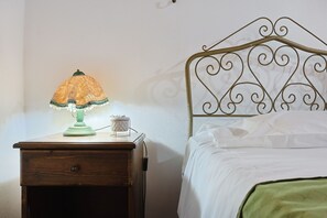 1 camera, Wi-Fi gratuito, lenzuola