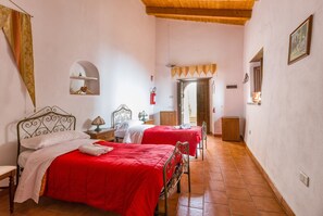 1 chambre, Wi-Fi gratuit, draps fournis