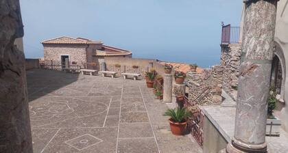 Chambre 'Dello Scrittore' avec balcon