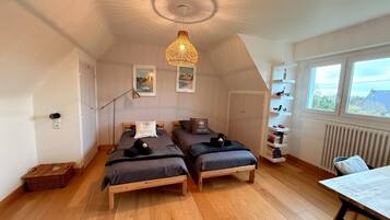 2 habitaciones, tabla de planchar con plancha y wifi gratis