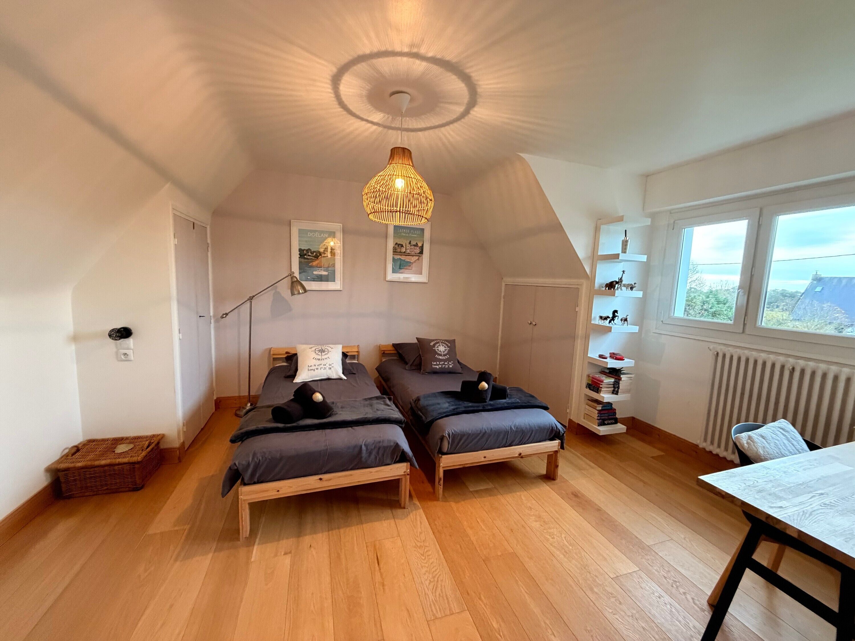 2 chambres, fer et planche à repasser, Wi-Fi gratuit, draps fournis