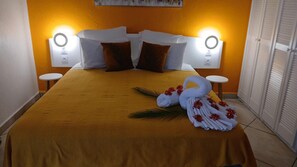 1 habitación, escritorio, tabla de planchar con plancha y wifi gratis