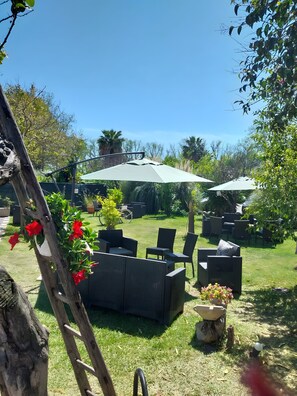 Property grounds - Room 'Filumena' with Mountain View, Wi-Fi and Air Conditioning (Taormina)