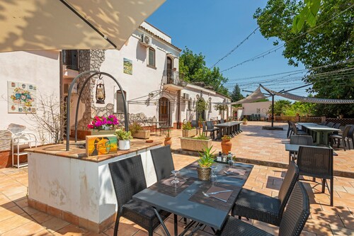 Room 'Filumena' with Mountain View, Wi-Fi and Air Conditioning