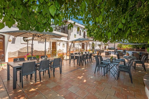Habitación 'Filumena' con vistas a la montaña, Wi-Fi y aire acondicionado.