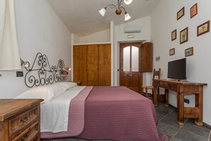 1 camera, Wi-Fi gratuito, lenzuola