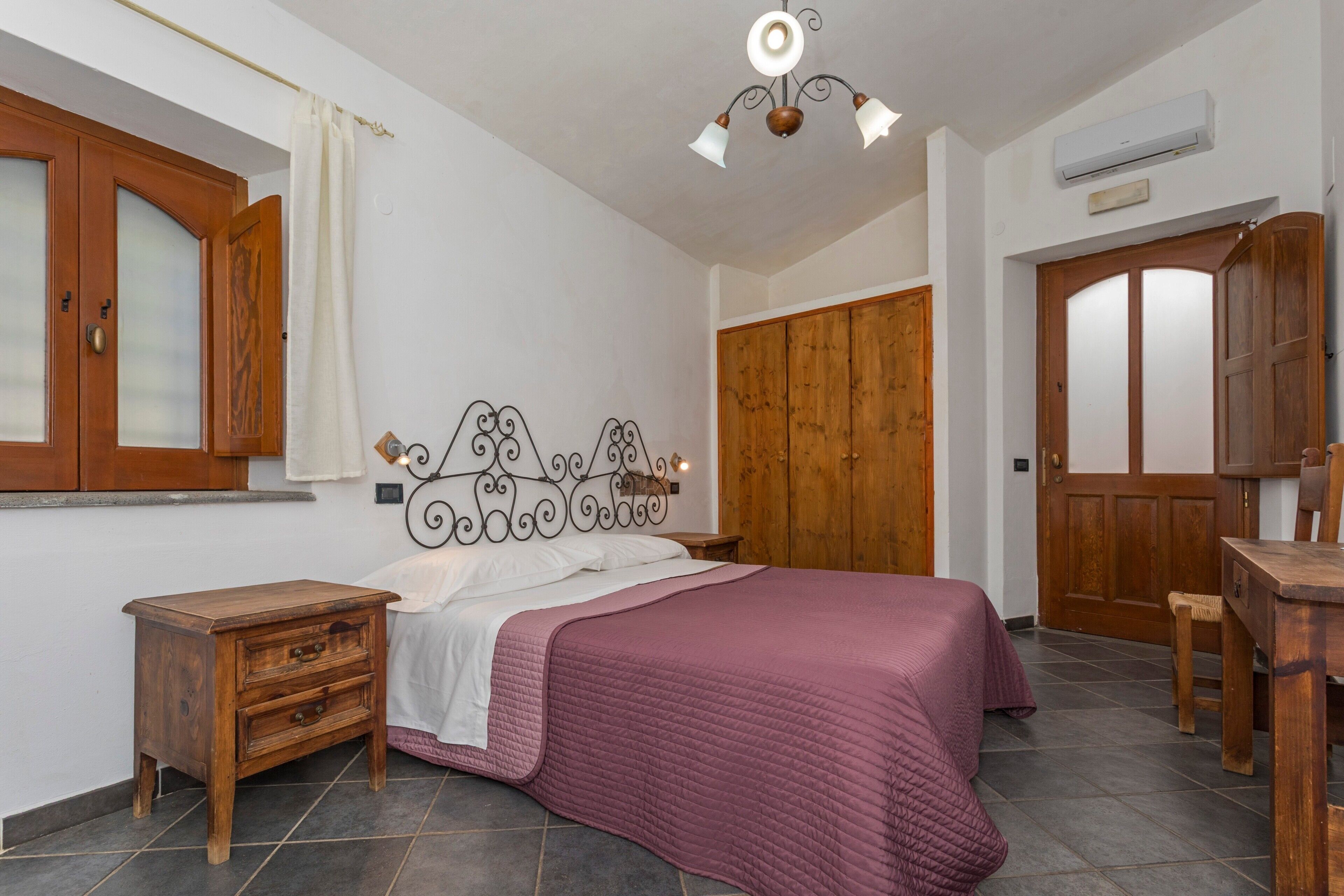 1 habitación, wifi gratis y ropa de cama 