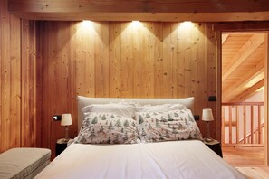 3 bedrooms, free WiFi, bed sheets