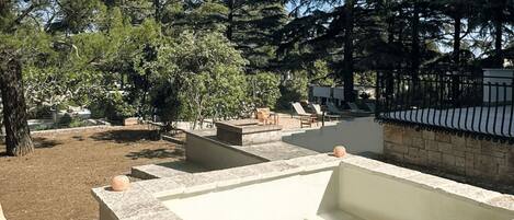 Enceinte de lâhĂ©bergement