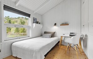 4 bedrooms, free WiFi