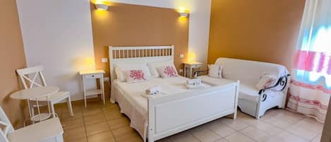 1 chambre, bureau, Wi-Fi gratuit, draps fournis