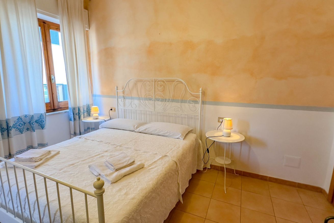 1 slaapkamer, een bureau, gratis wifi, beddengoed