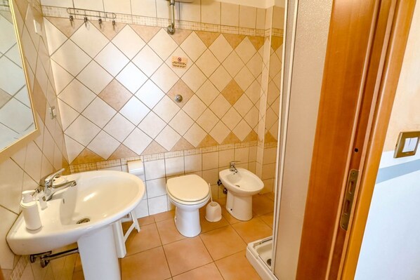 Nicht klassifiziertes Bild, 1 von 12, Schaltfläche