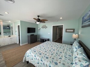 5 bedrooms, free WiFi, bed sheets - Portofino IV 2006 - Oceanfront in Garden City Beach (Garden City)