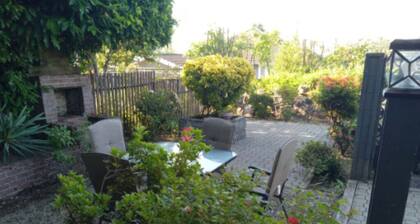 Prestigious Bright Garden Level