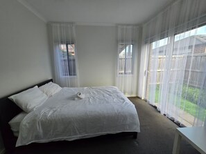 家庭獨棟房屋, 花園景觀 | 3 間臥室、免費無線上網