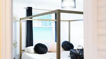3 chambres, fer et planche à repasser, Wi-Fi, draps fournis