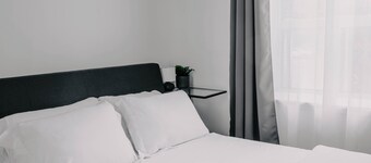 Lum The Queen - Superior Two-Bedroom Apartment