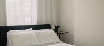Lum The Queen - Two-Bedroom Apartment w/ City View