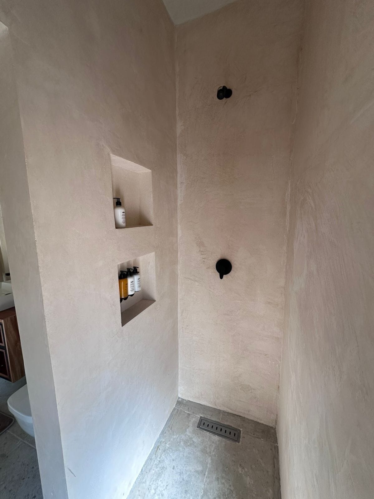 Superior Suite | Bathroom shower