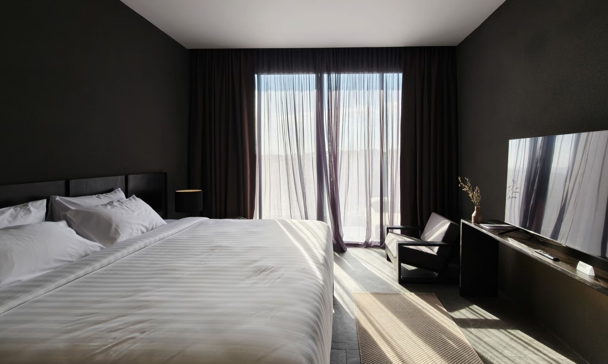 Standard Room, 1 King Bed