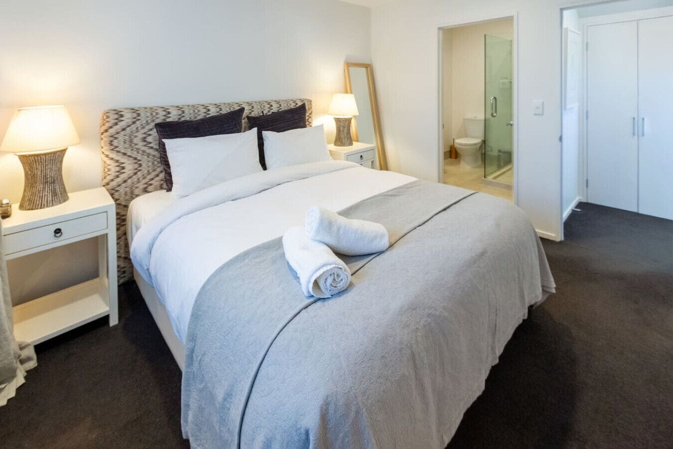 3 bedrooms, iron/ironing board, travel cot, free WiFi