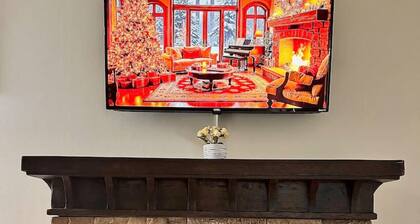 Cozy New Modern On I-95