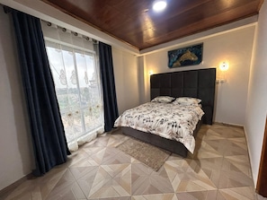 Iron/ironing board, free WiFi - Serenity Heights Guest Houses  (Buea)