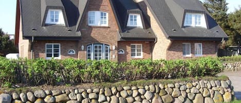 House | Exterior