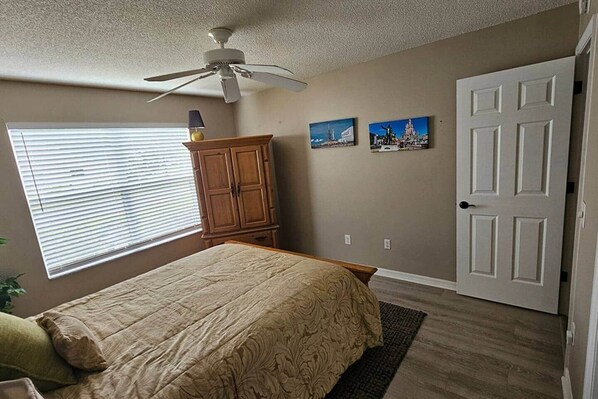 3 habitaciones, tabla de planchar con plancha y wifi gratis