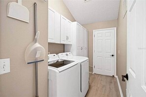 Unclassified image, 2 of 27, button