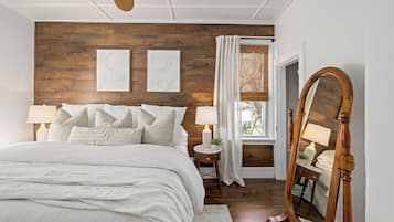 2 bedrooms, WiFi, bed sheets