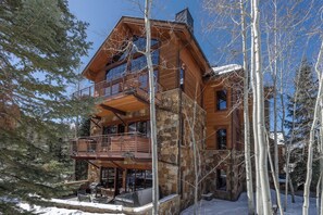 Exterior - Ski-In/Ski-Out 4BR w/ Deck, Hot Tub, & Crib (Mountain Village)