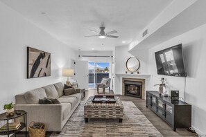 TV, fireplace - Modern Condo with Slopeside Comfort + Amenities (Park City)