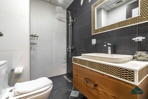 Hair dryer, towels