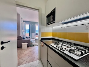 Fridge, oven, dishwasher