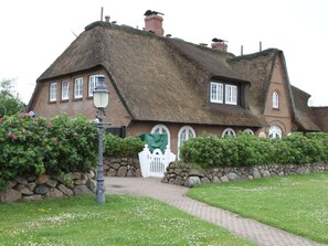 House | Exterior - Apartment With 2 Bedrooms (Sylt)