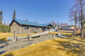 Property grounds - Yard Space w/ Fire Pit: Kenai Getaway! (Kenai)
