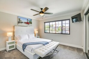 3 bedrooms, desk, iron/ironing board, travel crib - Pool, Spa & City Views: Luxe Home in San Diego! (San Diego)