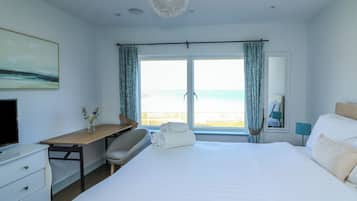 3 bedrooms, individually decorated, individually furnished, free WiFi