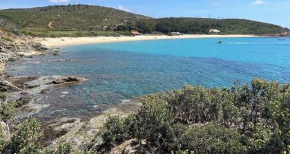 Villa Céleste, Apartment in villa, Swimming pool, garden, quiet, near the sea