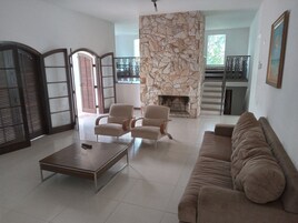 Televisión de pantalla plana