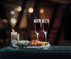 Free daily local cuisine breakfast 