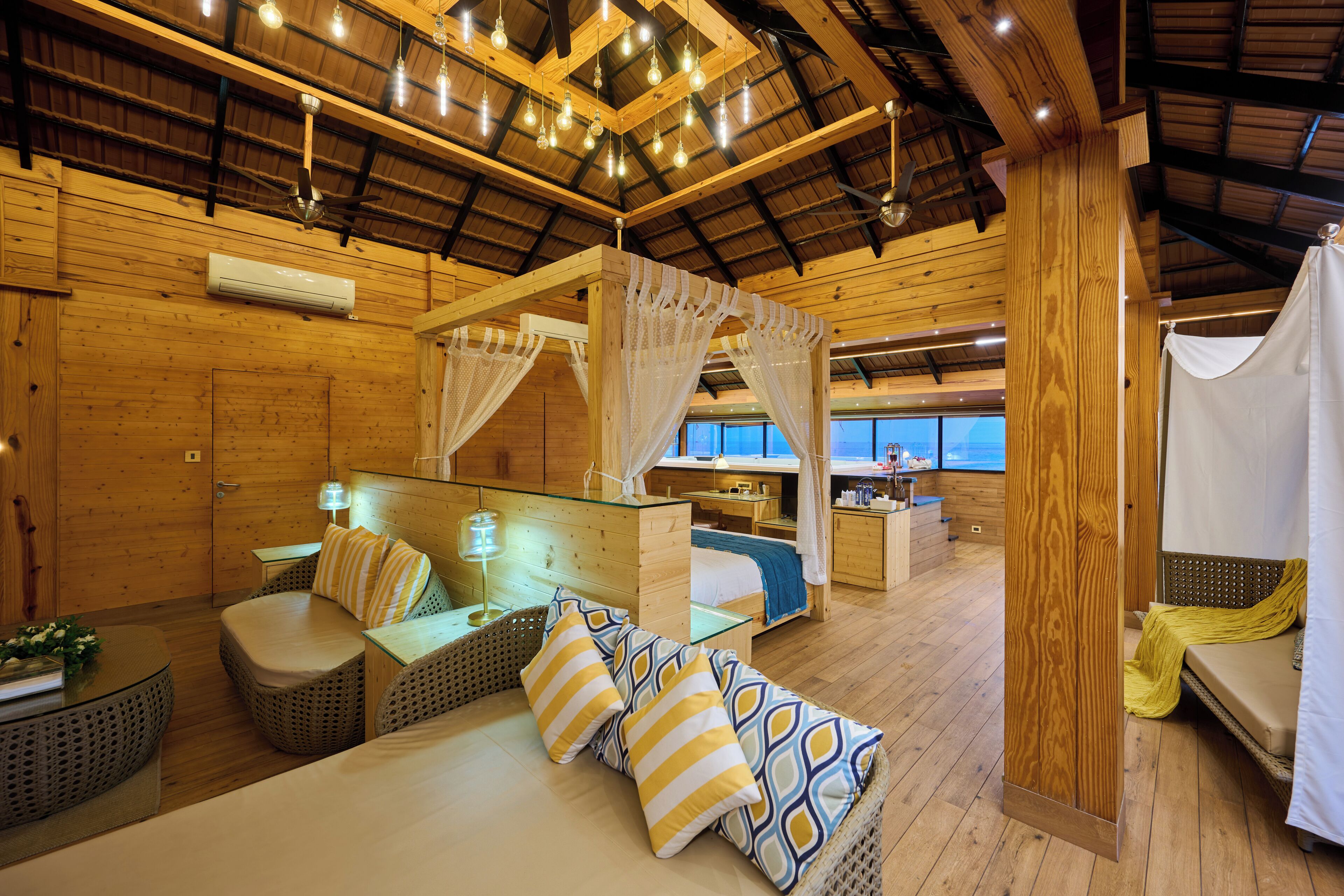 Luxury Suite, Sea View | In-room safe, desk, laptop workspace, blackout curtains