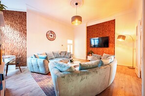 Älytelevisio, kirjoja